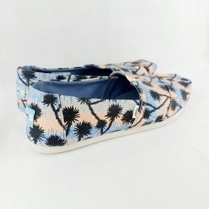 TOMS Alpargata Women's Slip-On Loafers Multi Joshua Tree print Size 7.5